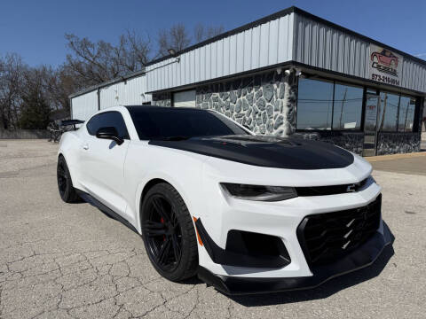 2018 Chevrolet Camaro for sale at Carworks in Osage Beach MO