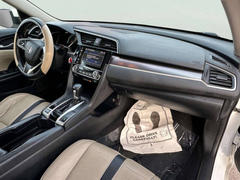 2016 Honda Civic Touring