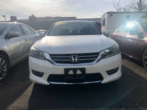 2013 Honda Accord for sale at OFIER AUTO SALES in Freeport NY