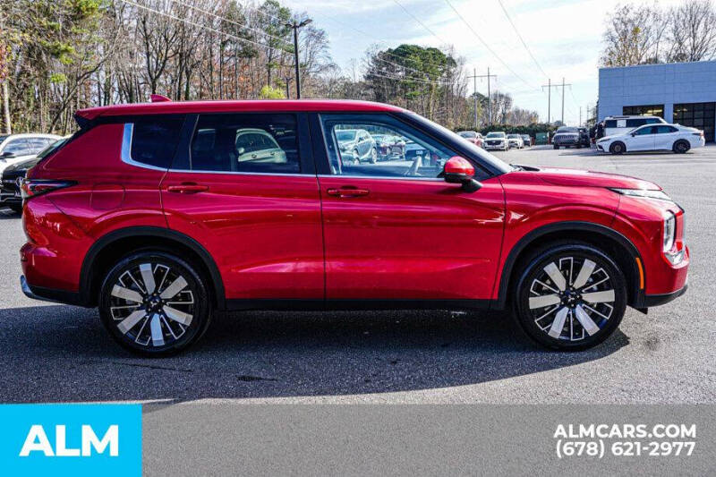 2025 Mitsubishi Outlander SE