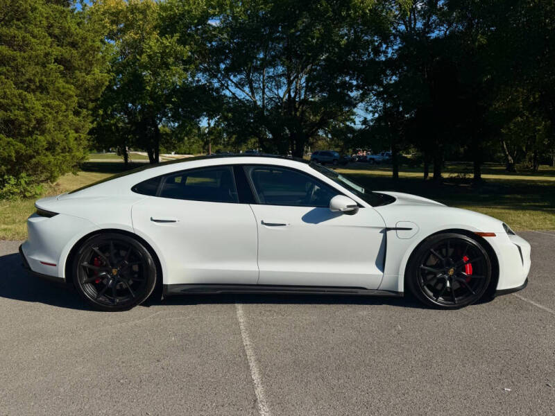 2024 Porsche Taycan GTS