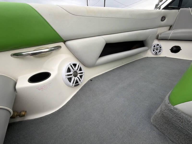 2003 Centurion Storm