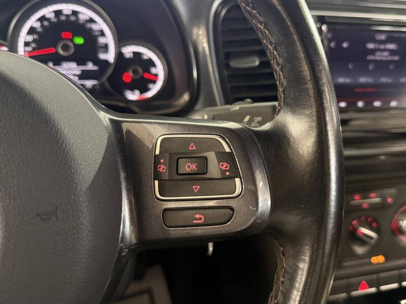 2016 Volkswagen Beetle 1.8T Classic PZEV