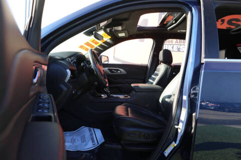 2022 Chevrolet Traverse LT Leather