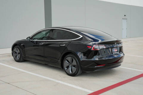 2019 Tesla Model 3 Mid Range