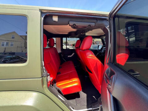 2014 Jeep Wrangler Unlimited Sahara