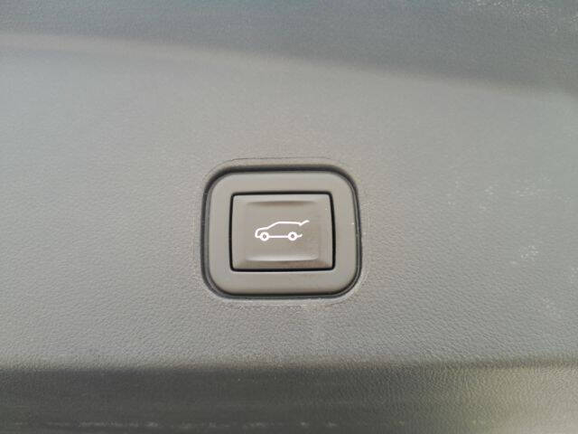 2023 Cadillac LYRIQ Luxury