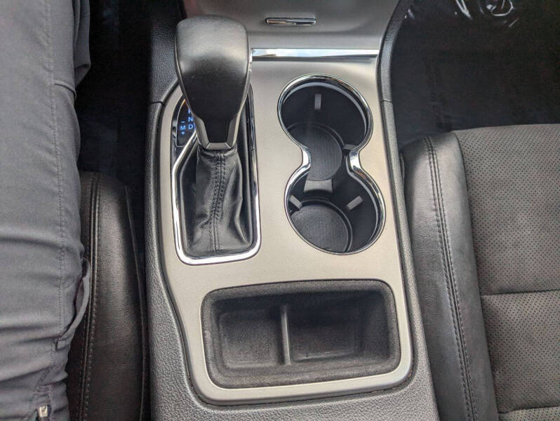 2019 Jeep Grand Cherokee Laredo