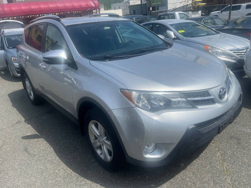 2013 Toyota RAV4 XLE