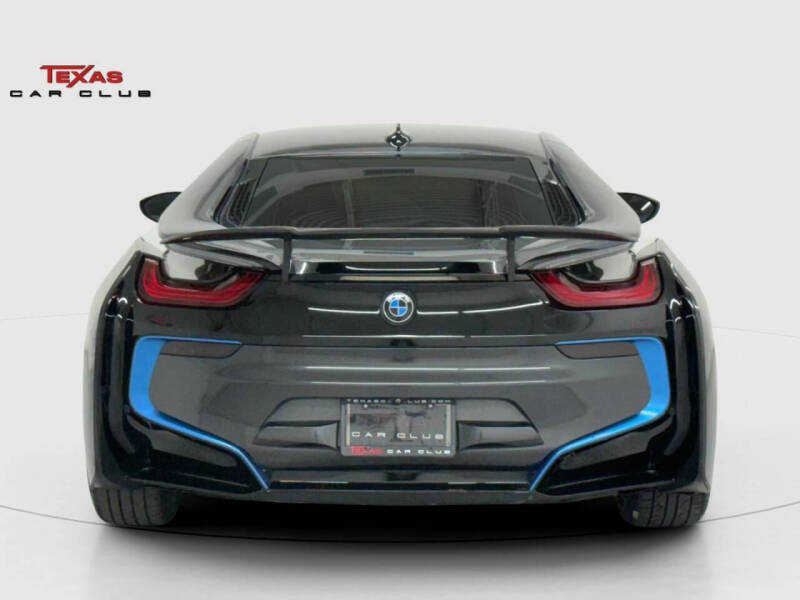 2016 BMW i8
