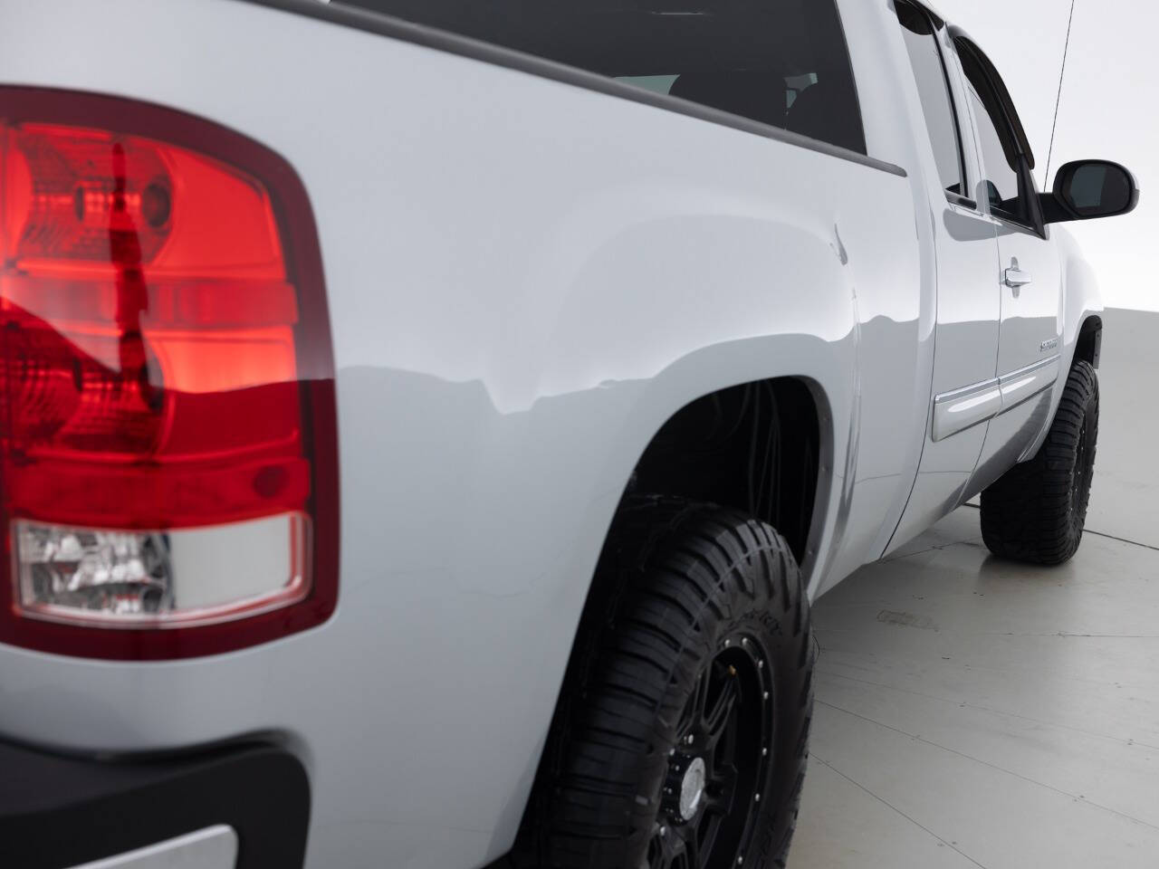 Used Car 2013 Gmc Sierra 1500  Sle 4x4 4dr Extended Cab 6.5 Ft. Sb For Sale Under $10,000 In Coal City, Illinois