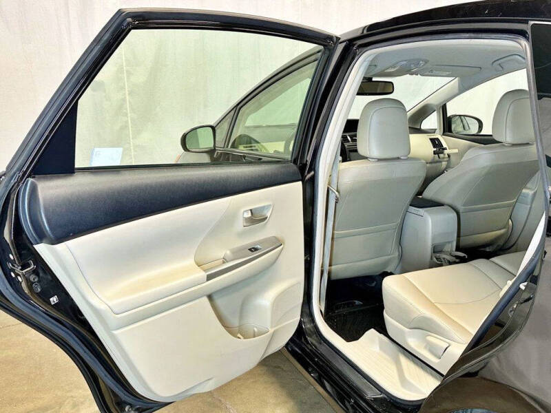 2012 Toyota Prius v