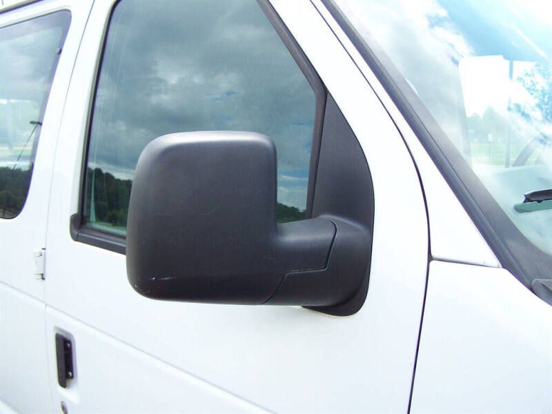 2010 Ford E-Series E-350 SD