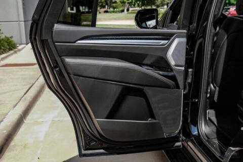 2025 Cadillac Escalade-V