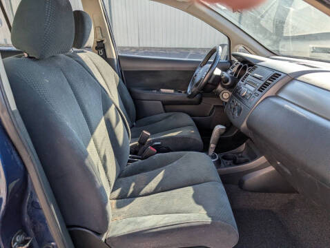 2012 Nissan Versa 1.8 S