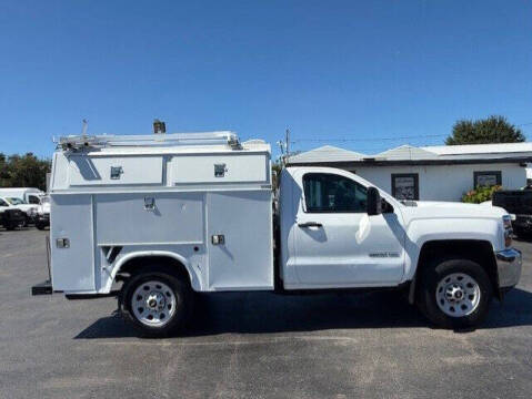 2015 Chevrolet Silverado 3500HD CC