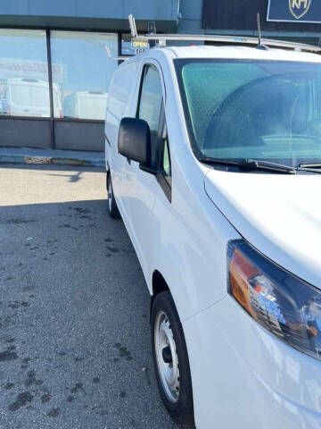 2021 Nissan NV200 S