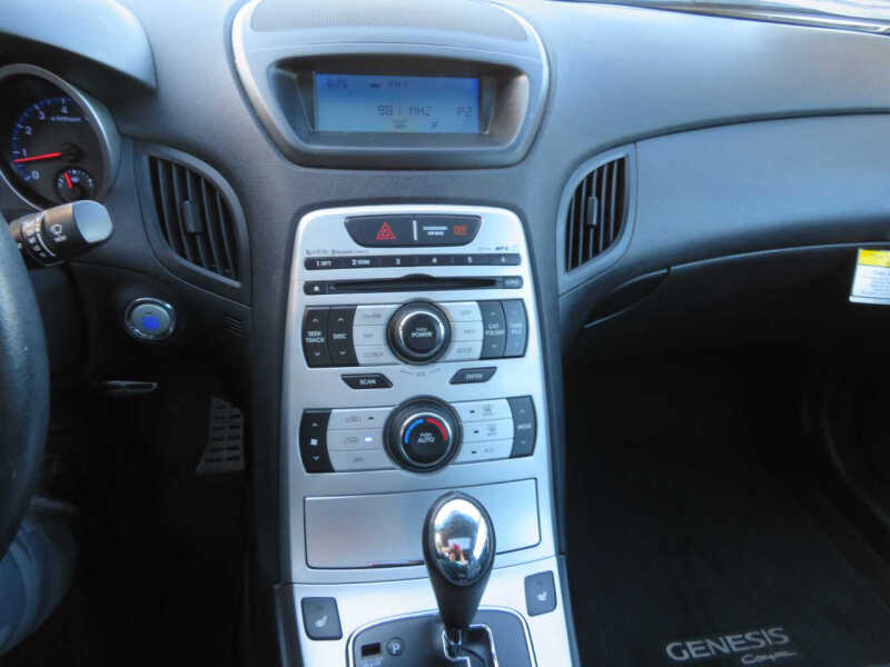 2010 Hyundai Genesis Coupe