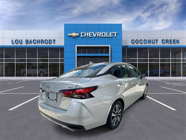 2023 Nissan Versa SV