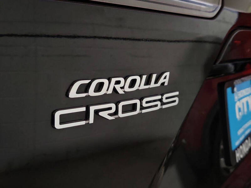 2022 Toyota Corolla Cross XLE