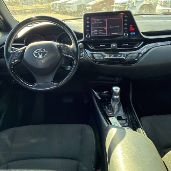 2019 Toyota C-HR XLE