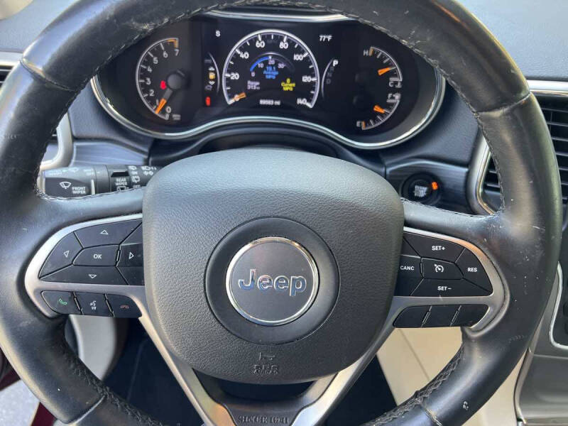 2019 Jeep Grand Cherokee Laredo E