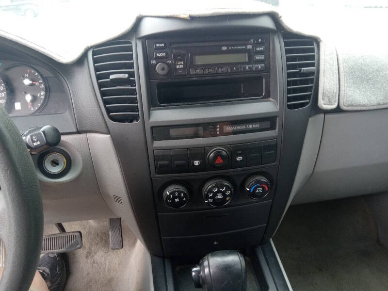 2006 Kia Sorento LX