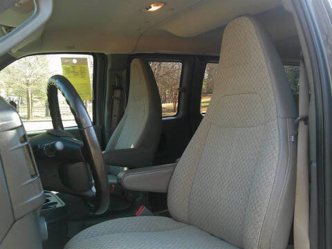 2017 Chevrolet Express LT 3500