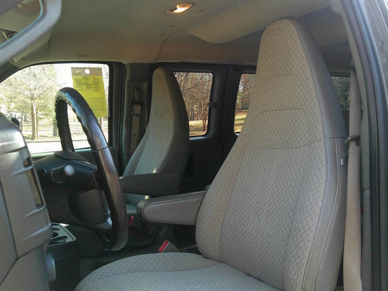 2017 Chevrolet Express LT 3500