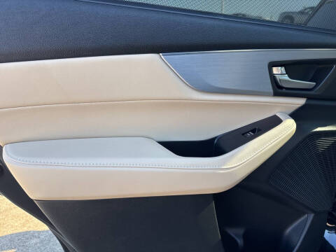 2023 Acura MDX w/Tech