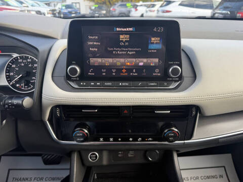 2021 Nissan Rogue SV