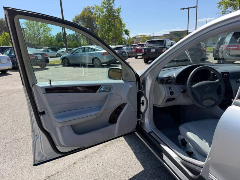 2003 Mercedes-Benz C-Class C 240