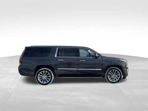 2018 Cadillac Escalade ESV Luxury