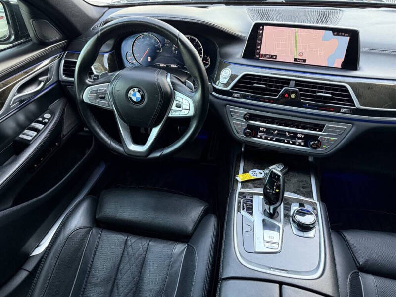 2019 BMW 7 Series 740i