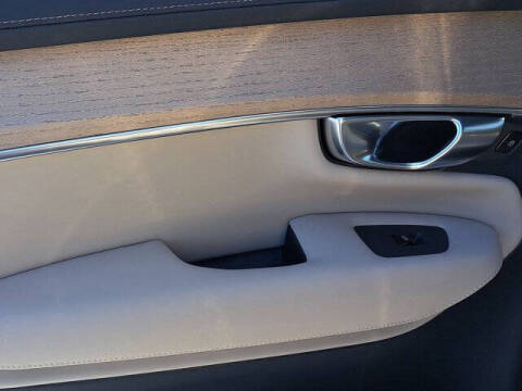2026 Volvo XC90 T8 Core