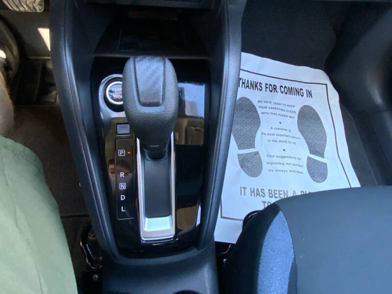 2024 Nissan Versa SV