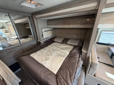 2022 Thor Motor Coach Gemini AWD