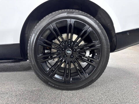 2023 Land Rover Range Rover P530 SE
