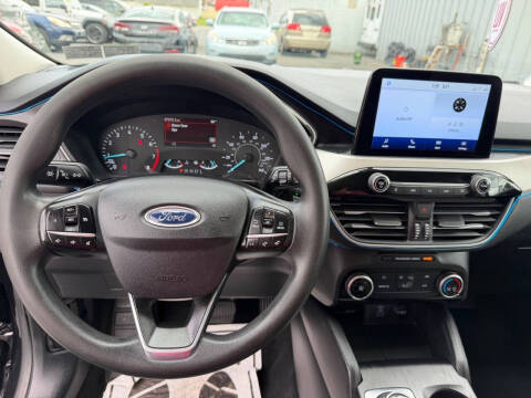 2022 Ford Escape SE