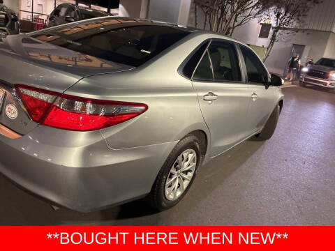 2016 Toyota Camry LE