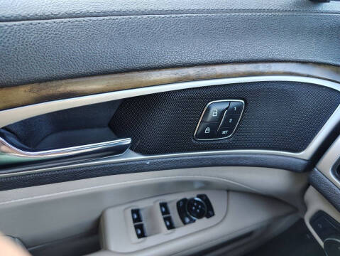 2017 Lincoln MKZ Select