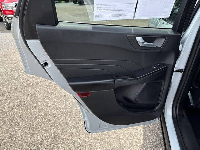 2025 Ford Escape Platinum