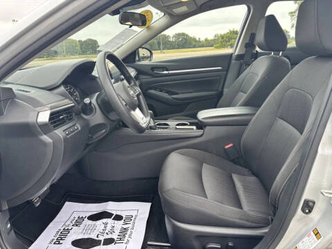 2023 Nissan Altima 2.5 SV