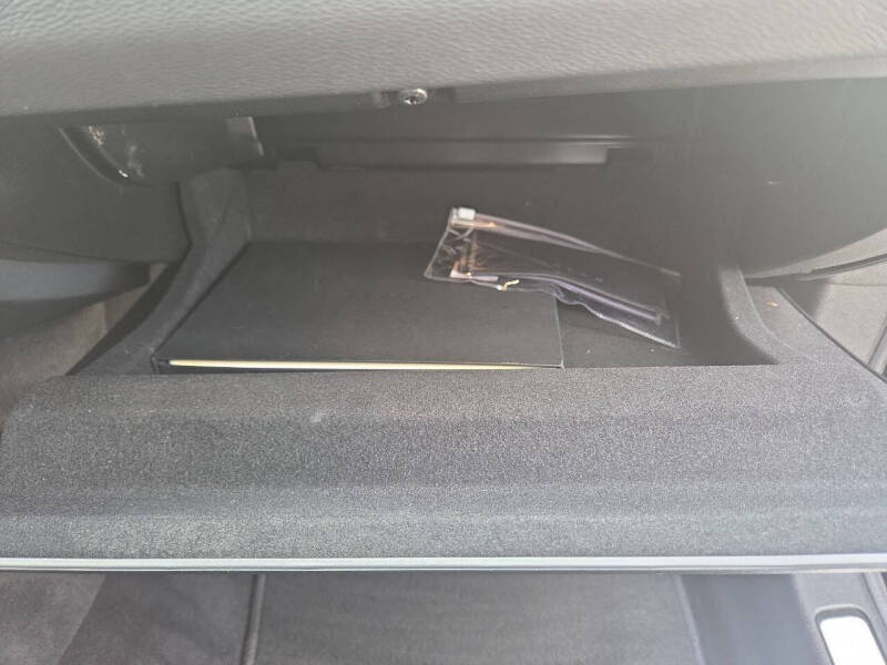 2024 Volvo S60 B5 Plus Dark Theme