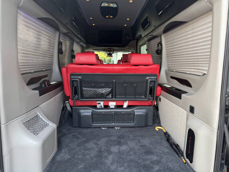 2023 Ford Transit 250