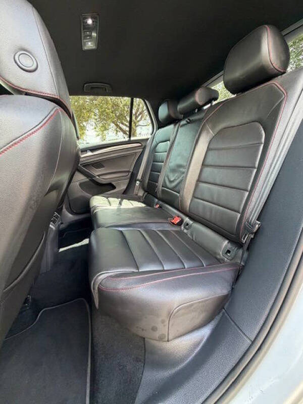 2015 Volkswagen Golf GTI SE