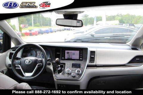 2018 Toyota Sienna XLE Premium 8-Passenger
