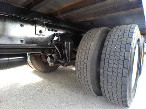 2018 Freightliner M2 106