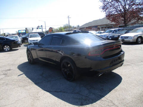 2015 Dodge Charger SXT