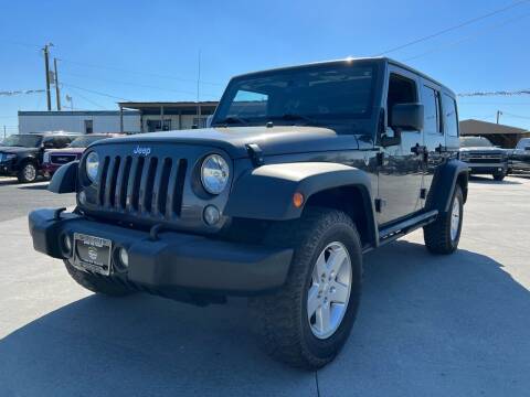 2016 Jeep Wrangler Unlimited for sale at Velascos Used Car Sales in Hermiston OR